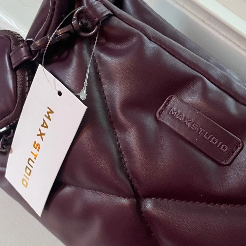1220. Max Studio‎ Deep Burgundy Cosmetic or Toiletry Bag